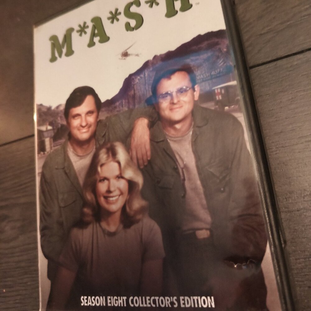 MASH SEASON EIGHT COLLECTIR'S EDITION 3 DVD SET